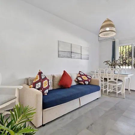 Calas Sancti Petri Apartment *